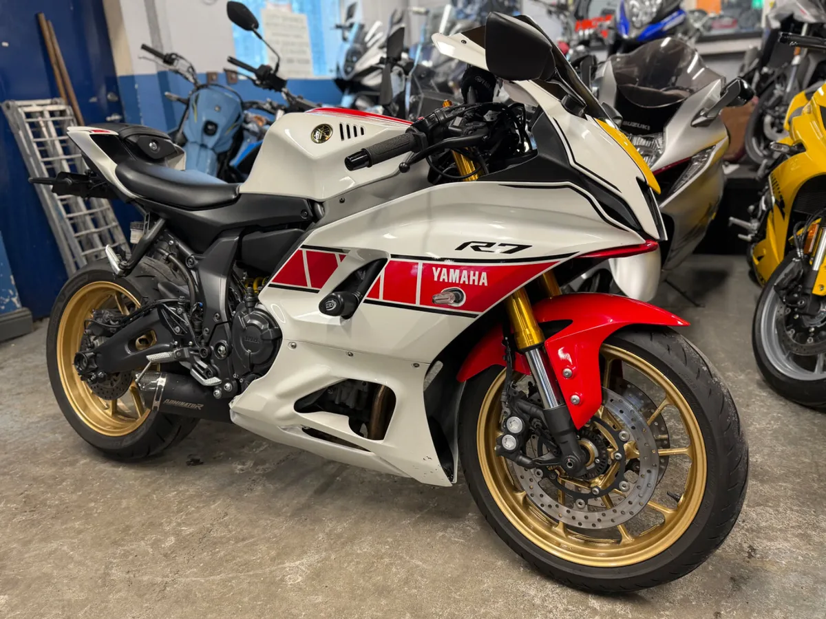 2023 Yamaha R7 - Image 2