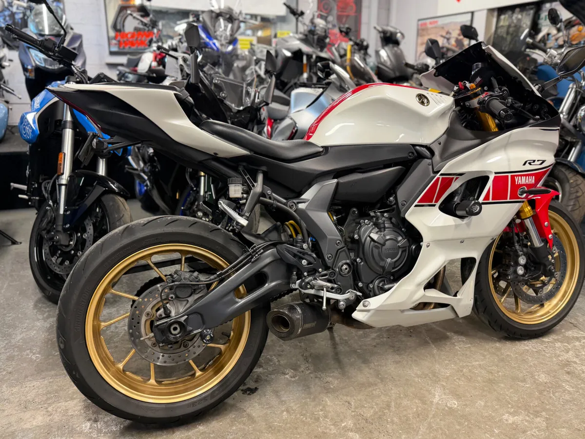 2023 Yamaha R7 - Image 3