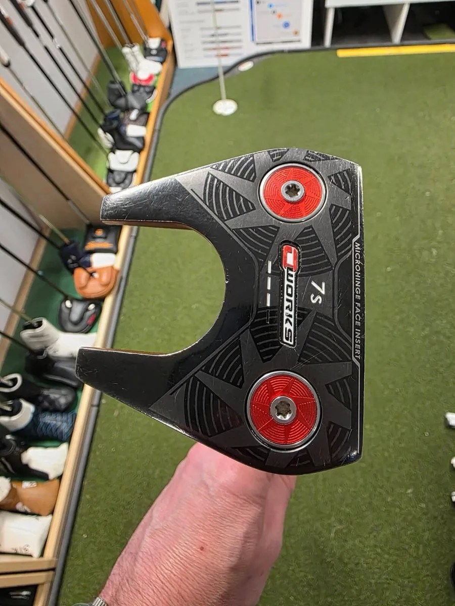 Odyssey Oworks 7s Putter - Image 1