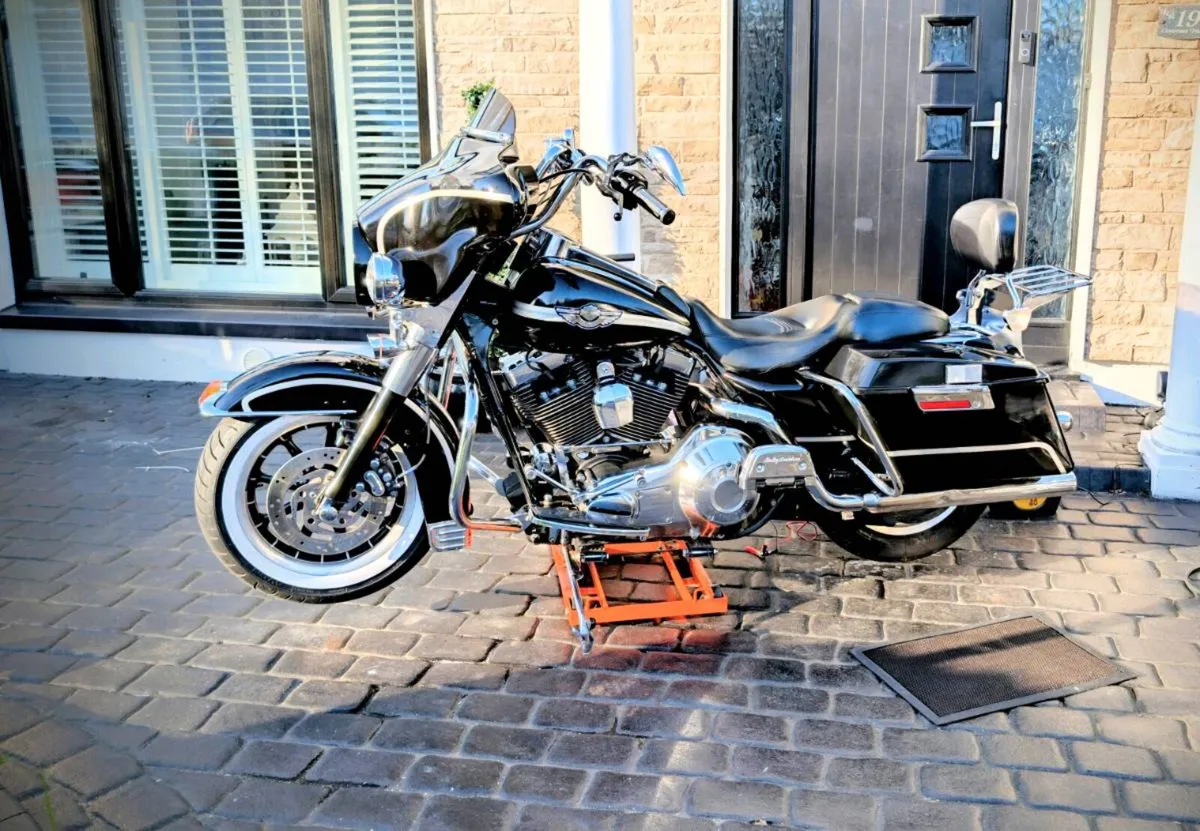 Harley Davidson FLHTCUI Electra glide - Image 3