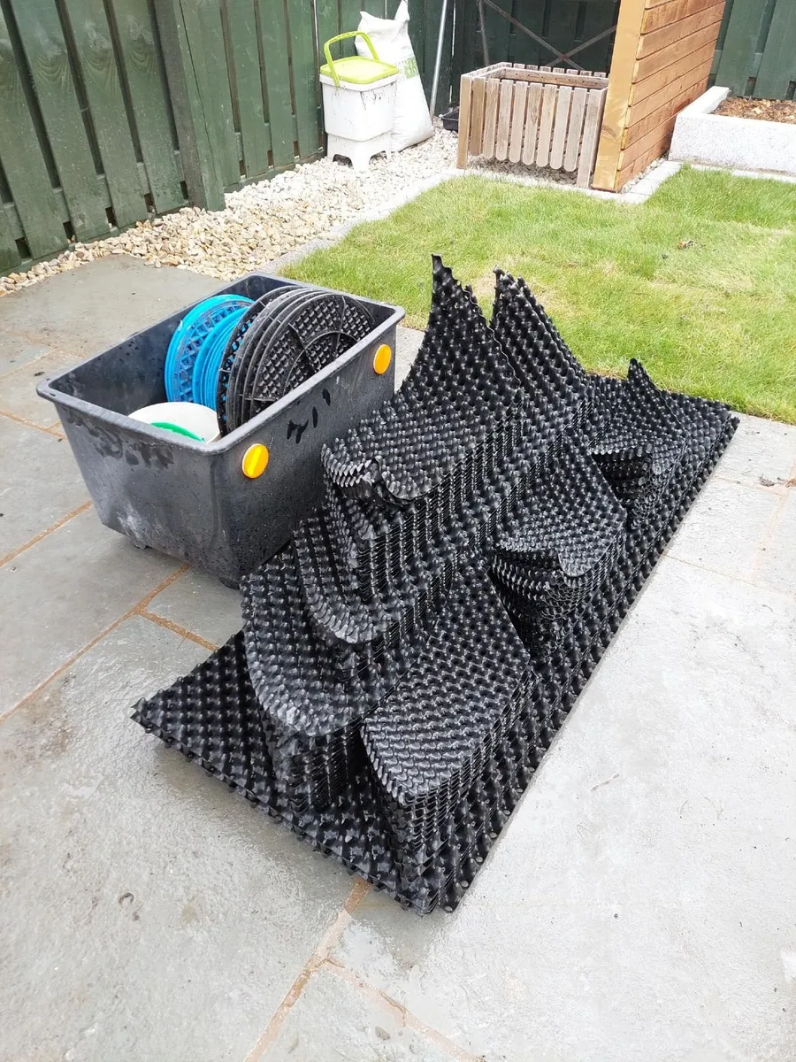 Air Planter Pots - Full set - Image 1