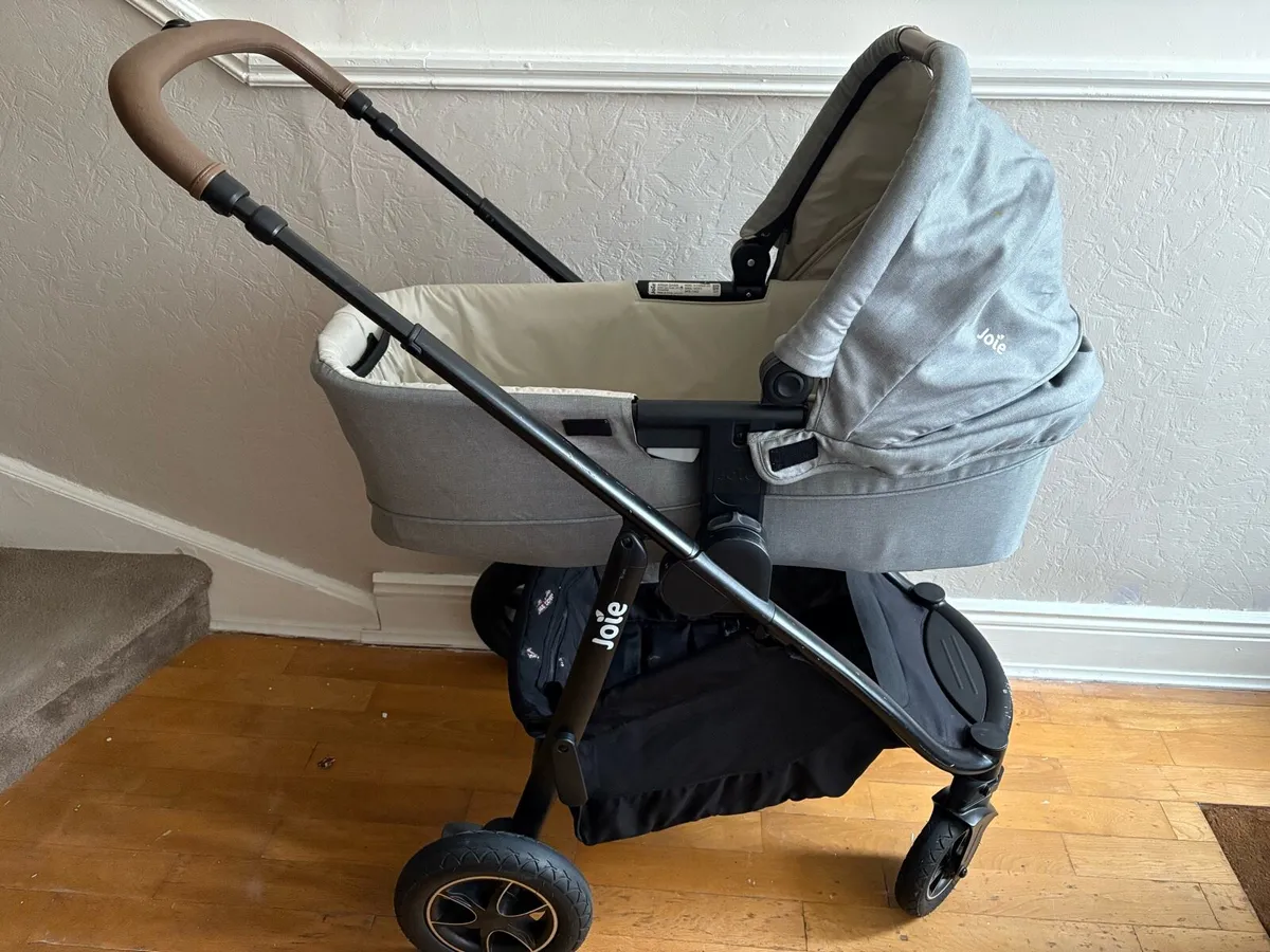 Joie baby travel system - Image 3