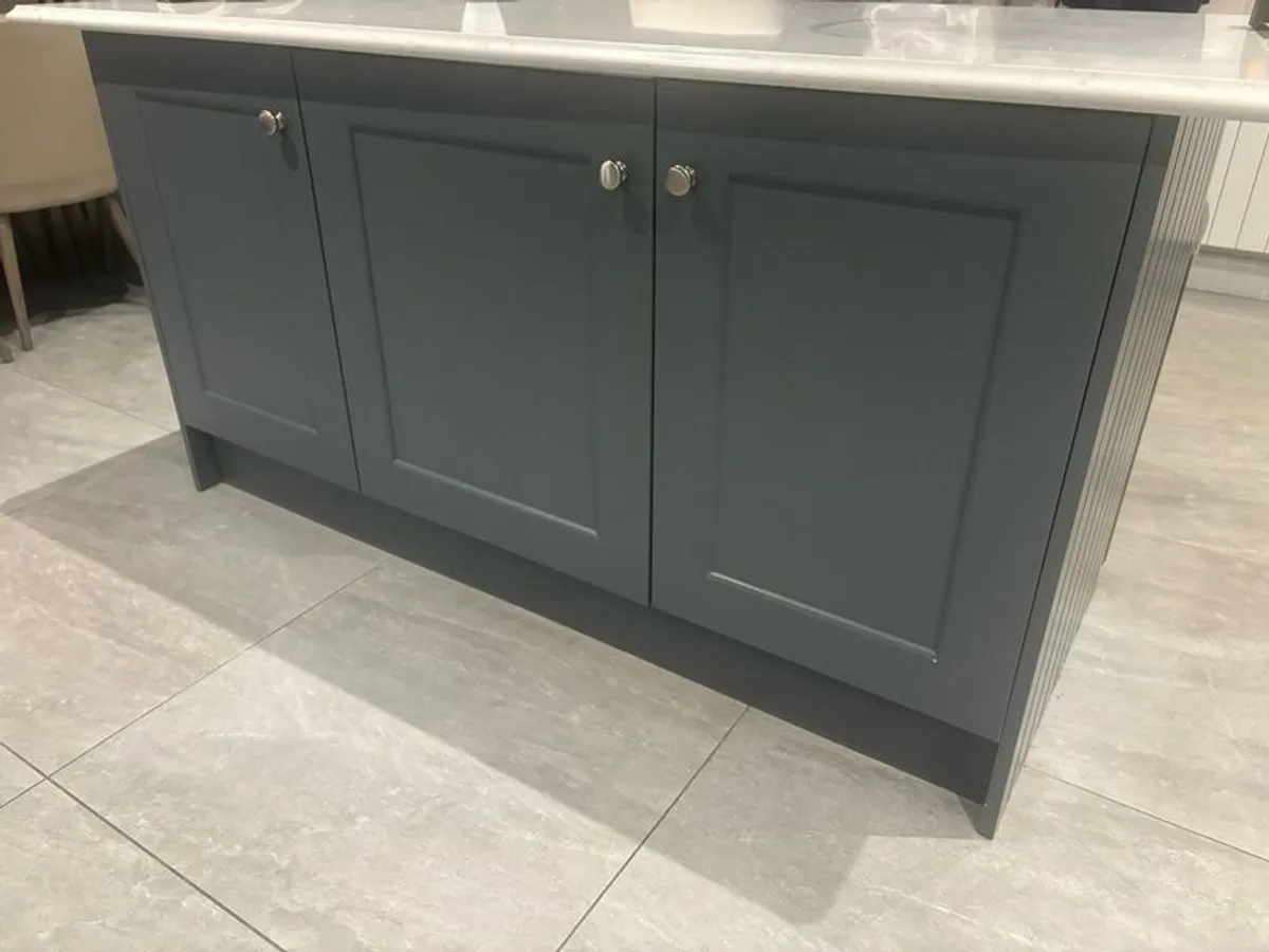 Kitchen - Image 3