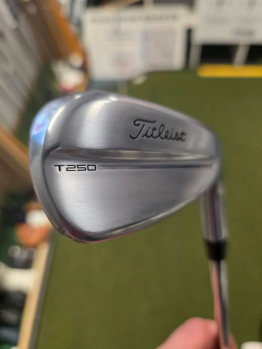 As New Titleist T250 4G Irons - Image 4