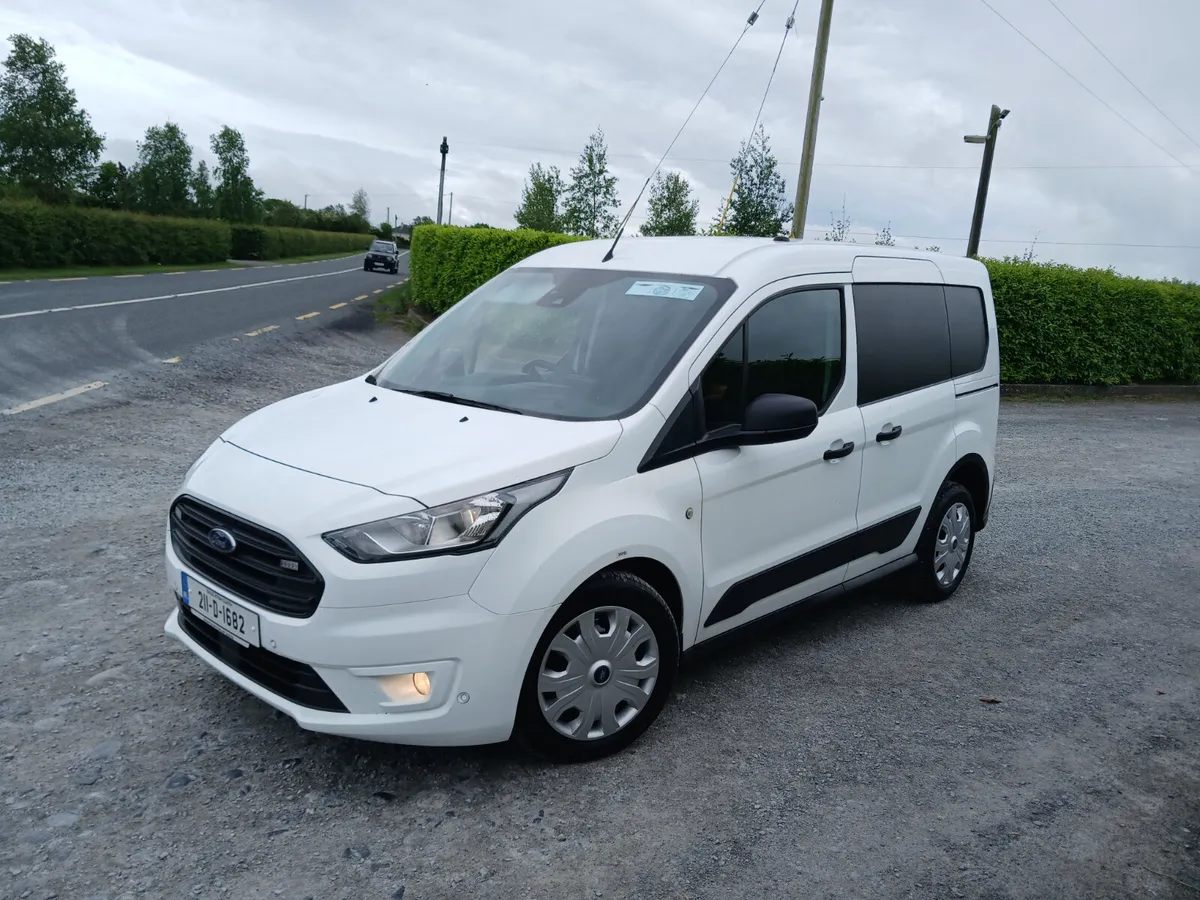 Ford Transit connect 2021 super clean van - Image 4