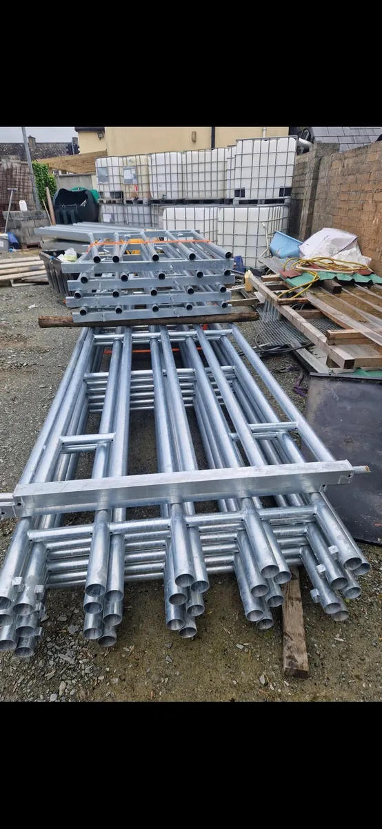 Building - Image 2