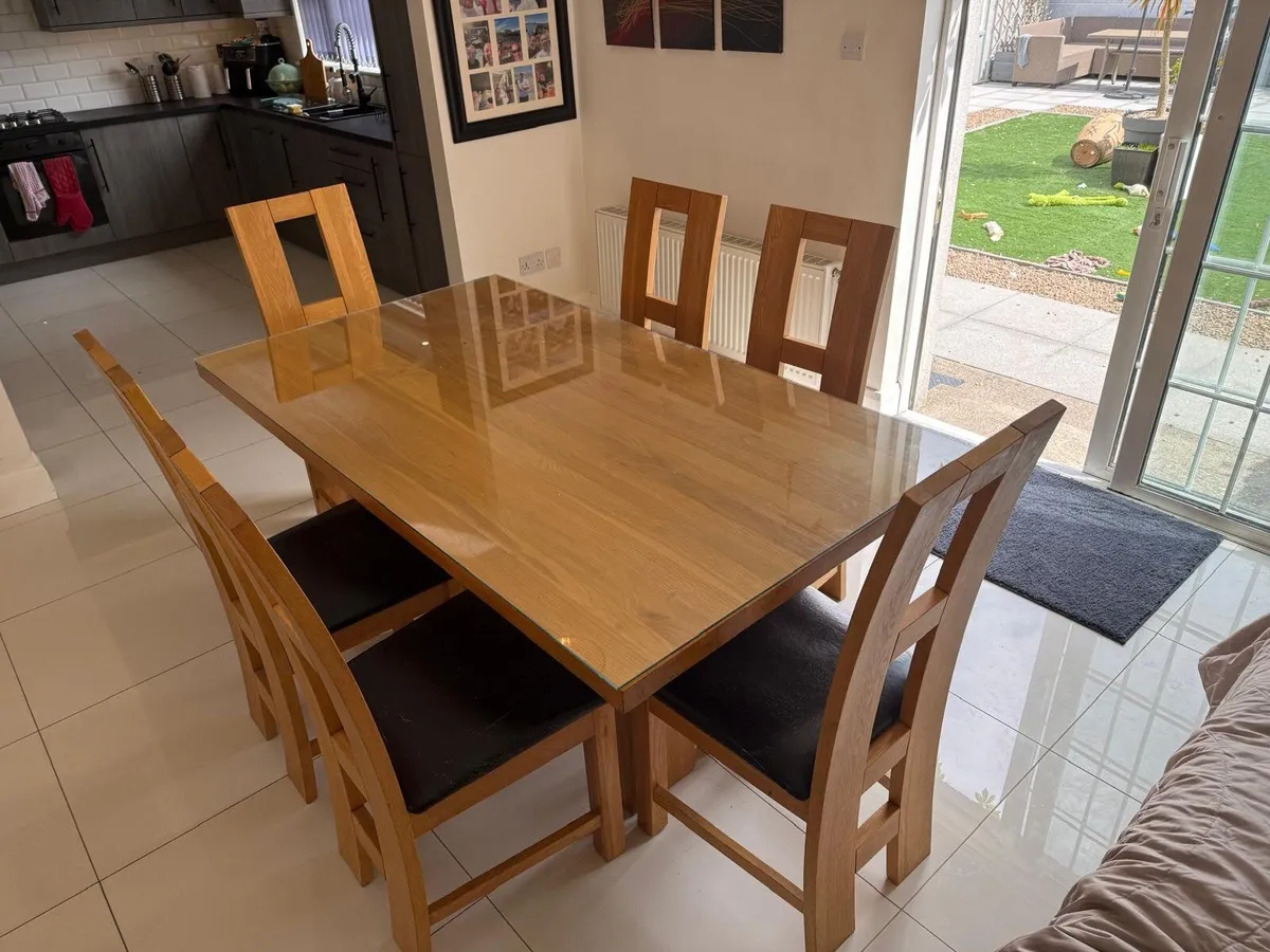 Dining  Table & 6 Chairs Solid Oak - Image 4
