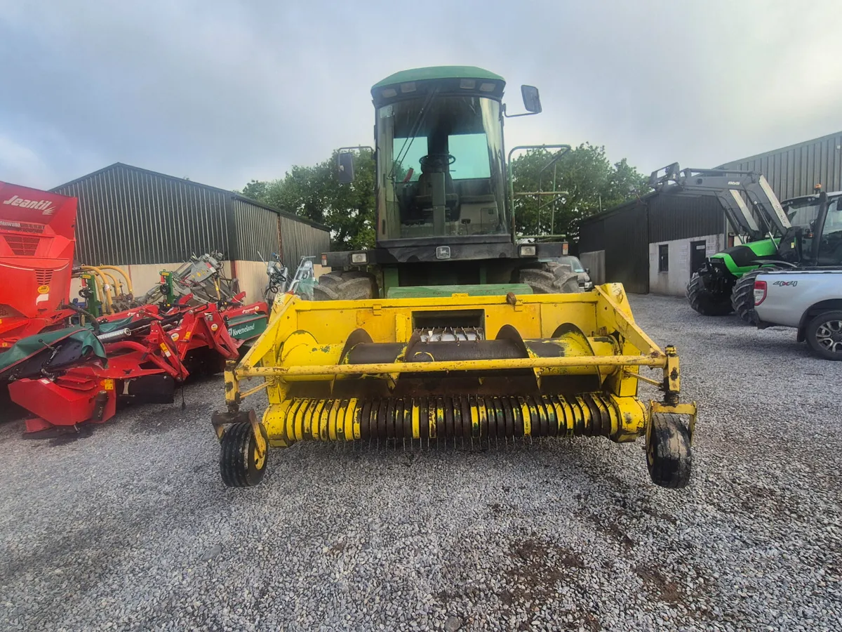 John Deere silage harvester - Image 4