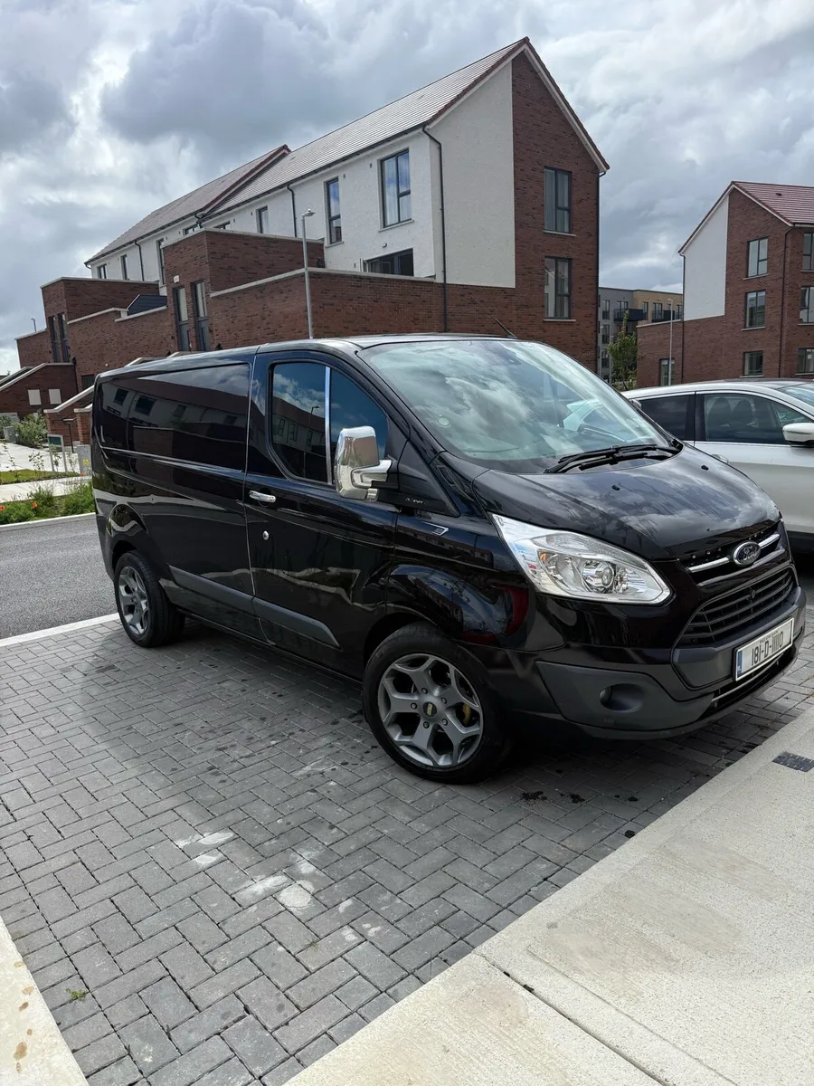 Ford transit custom - Image 1