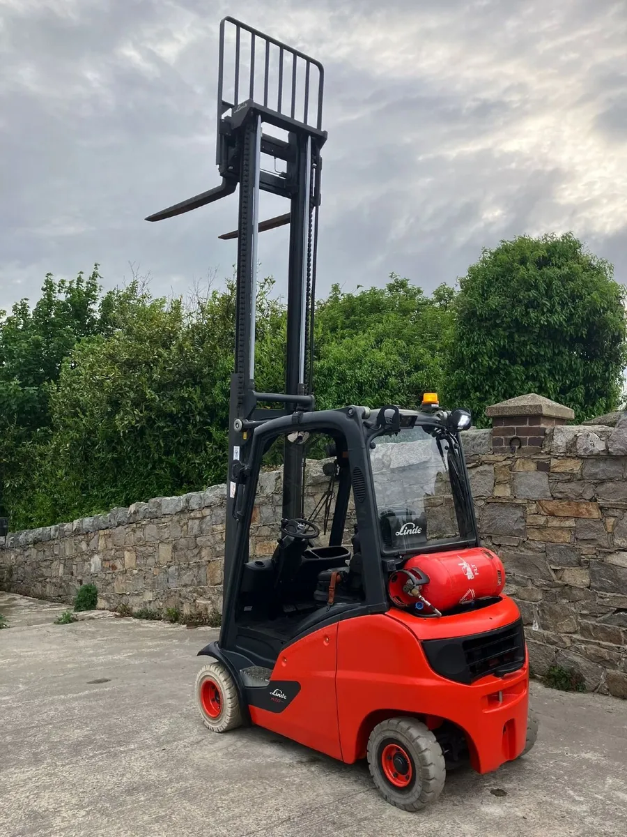 LINDE FORKLIFT - Image 3
