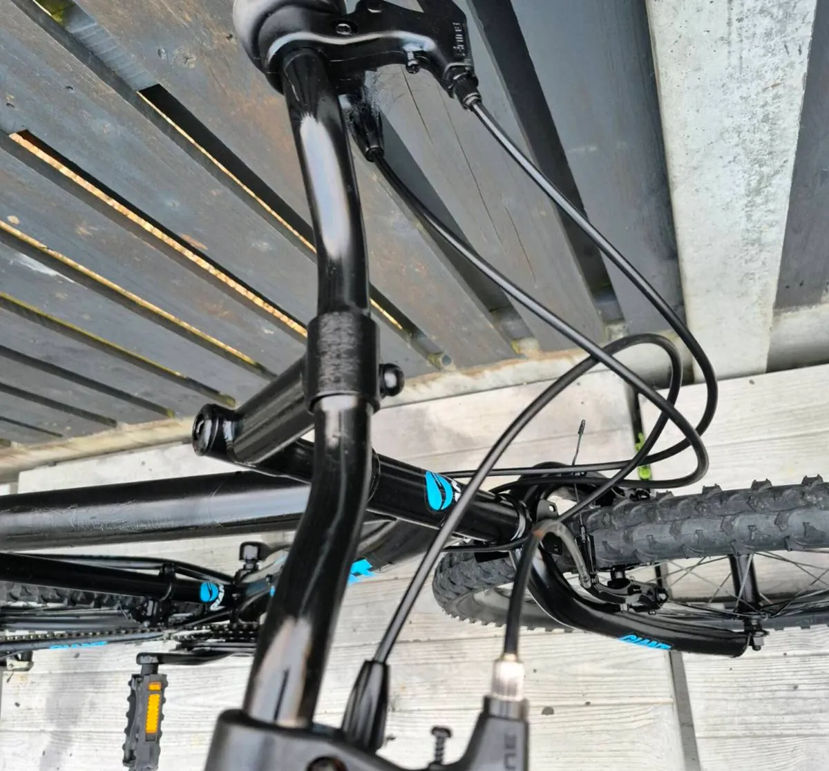 ADULTS GIANT ESCAPE BIKE 21 INCH FRAME/ WHEELS 29 - Image 4