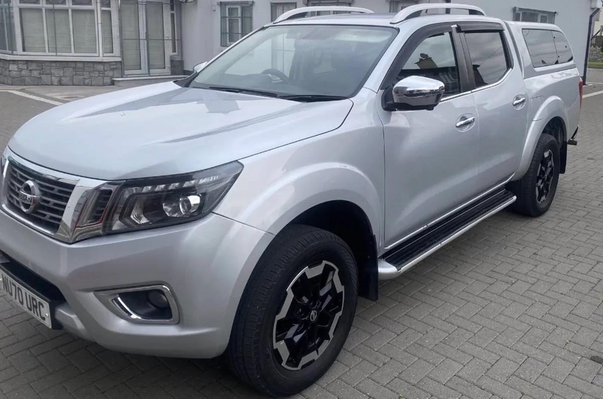 2020 Nisan navara Tekna - Image 2
