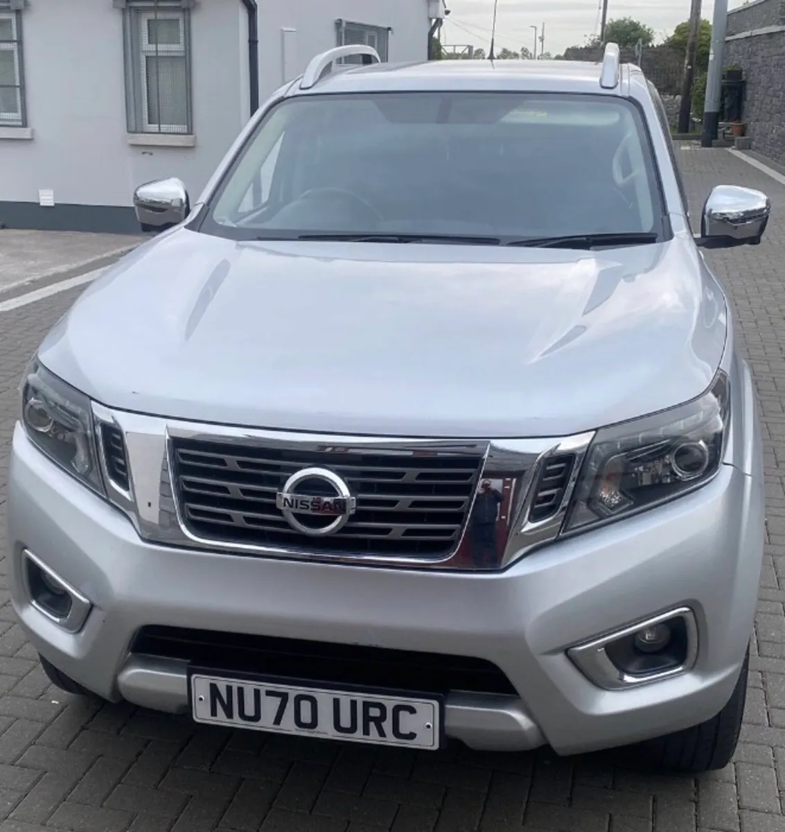 2020 Nisan navara Tekna - Image 4
