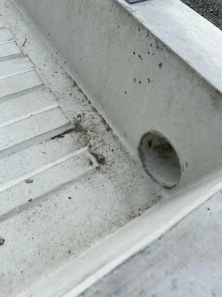 Precast concrete Footbath - Image 2