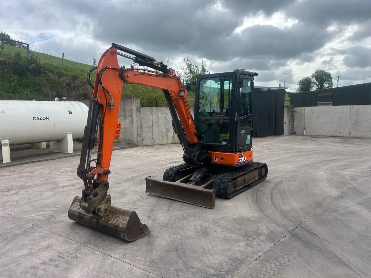 Excavator - Image 4