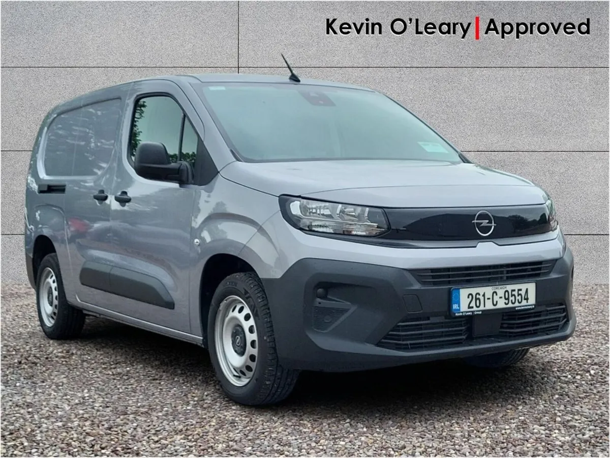 Opel Combo Komfort L2H1 1.5 D 100PS - Image 1