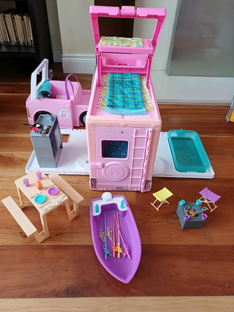 Barbie camper van campervan - Image 4