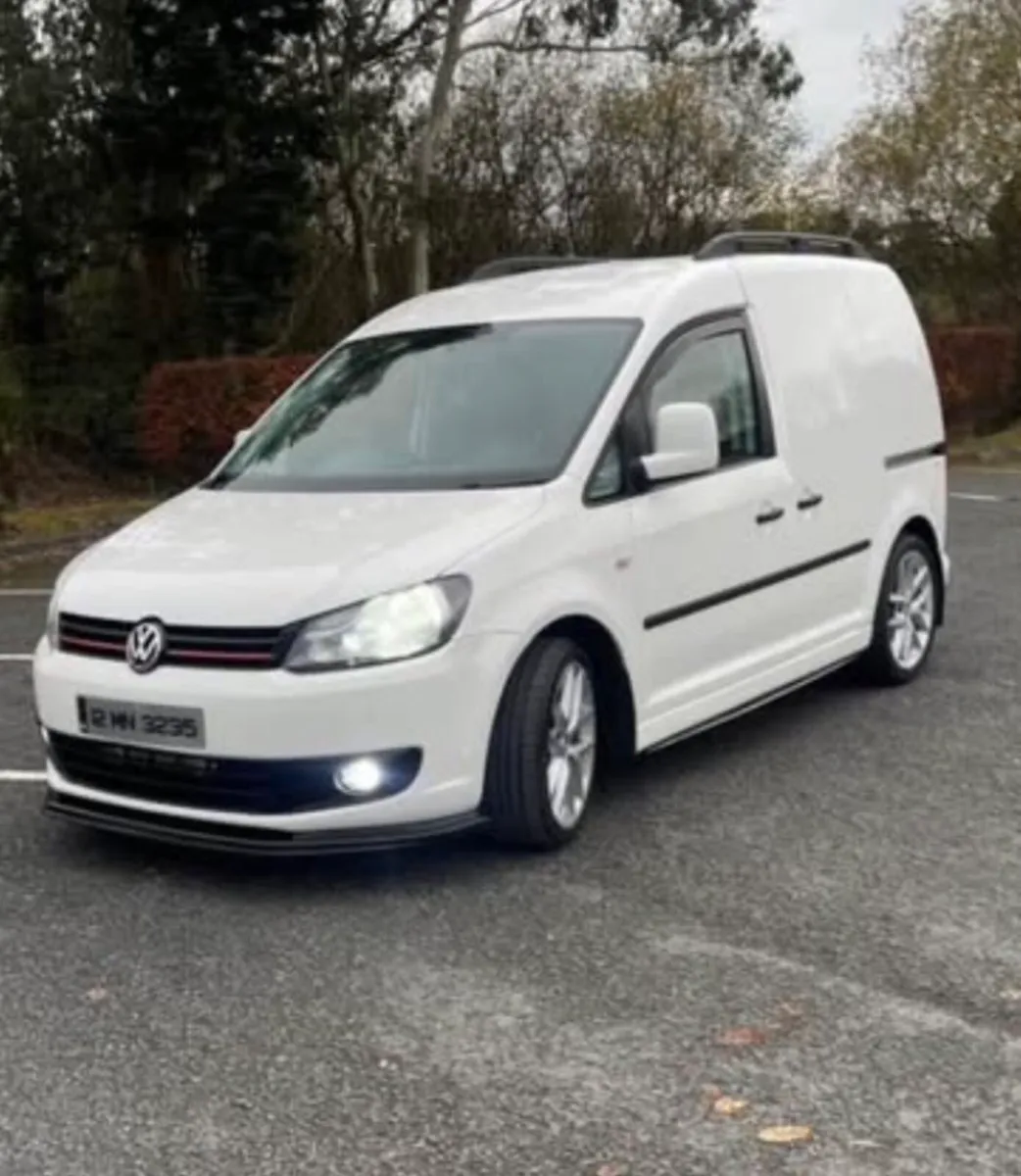VW Caddy 1.6 - Image 1