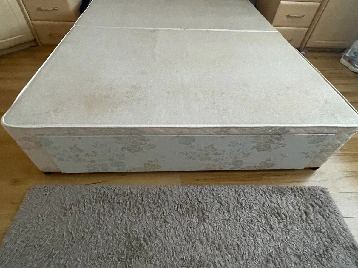 King size 5ft divan base - Image 2