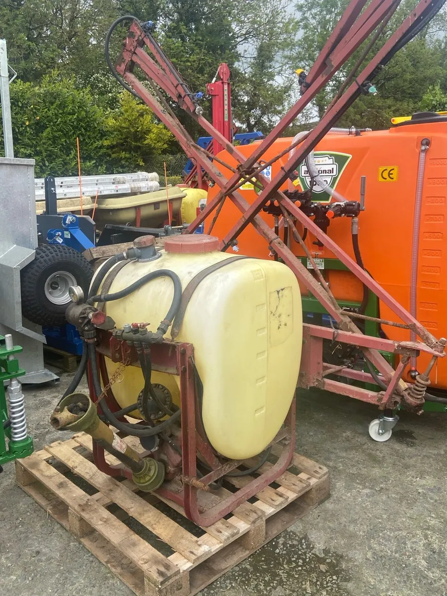 Second hand sprayers trade ins to clear - Image 1