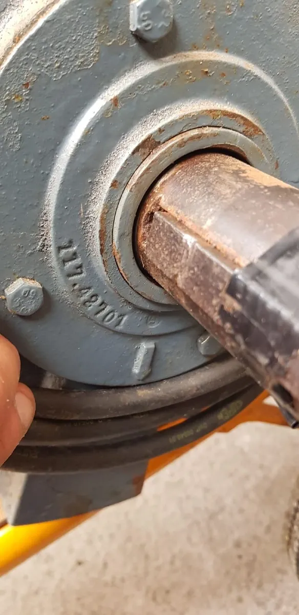 3 Phase Electric Motor Siemens - Image 3