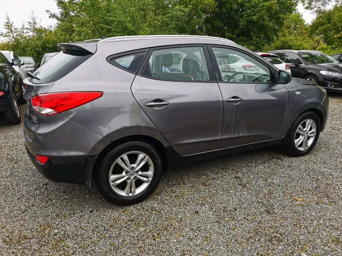 12 Hyundai ix35 diesel - Image 2