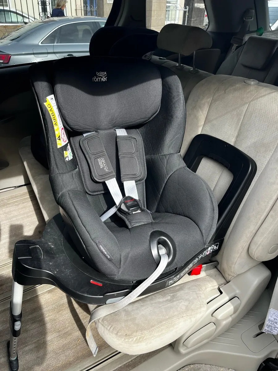 Car seat - Image 2