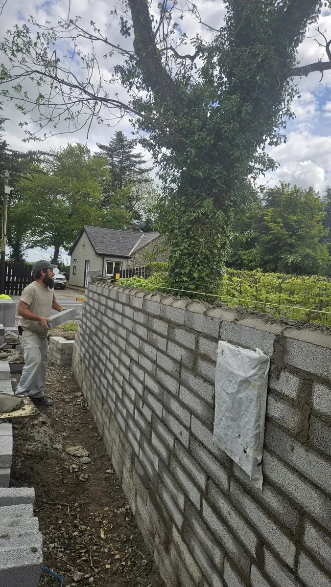 Bricklayer blocklayer - Image 1