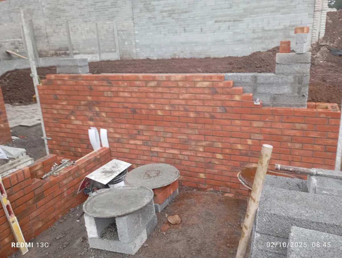 Bricklayer blocklayer - Image 3