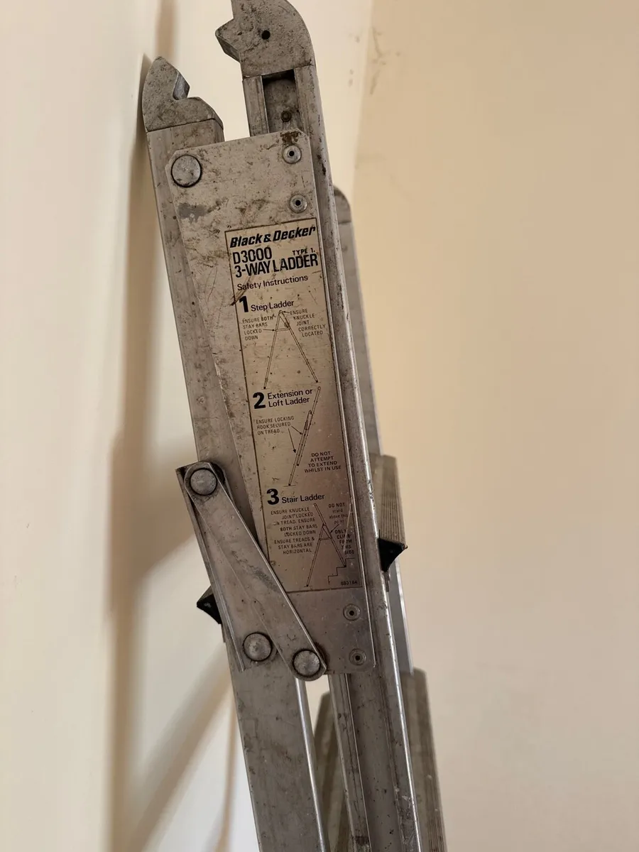 3 Way Ladder in good used condition. - Image 2