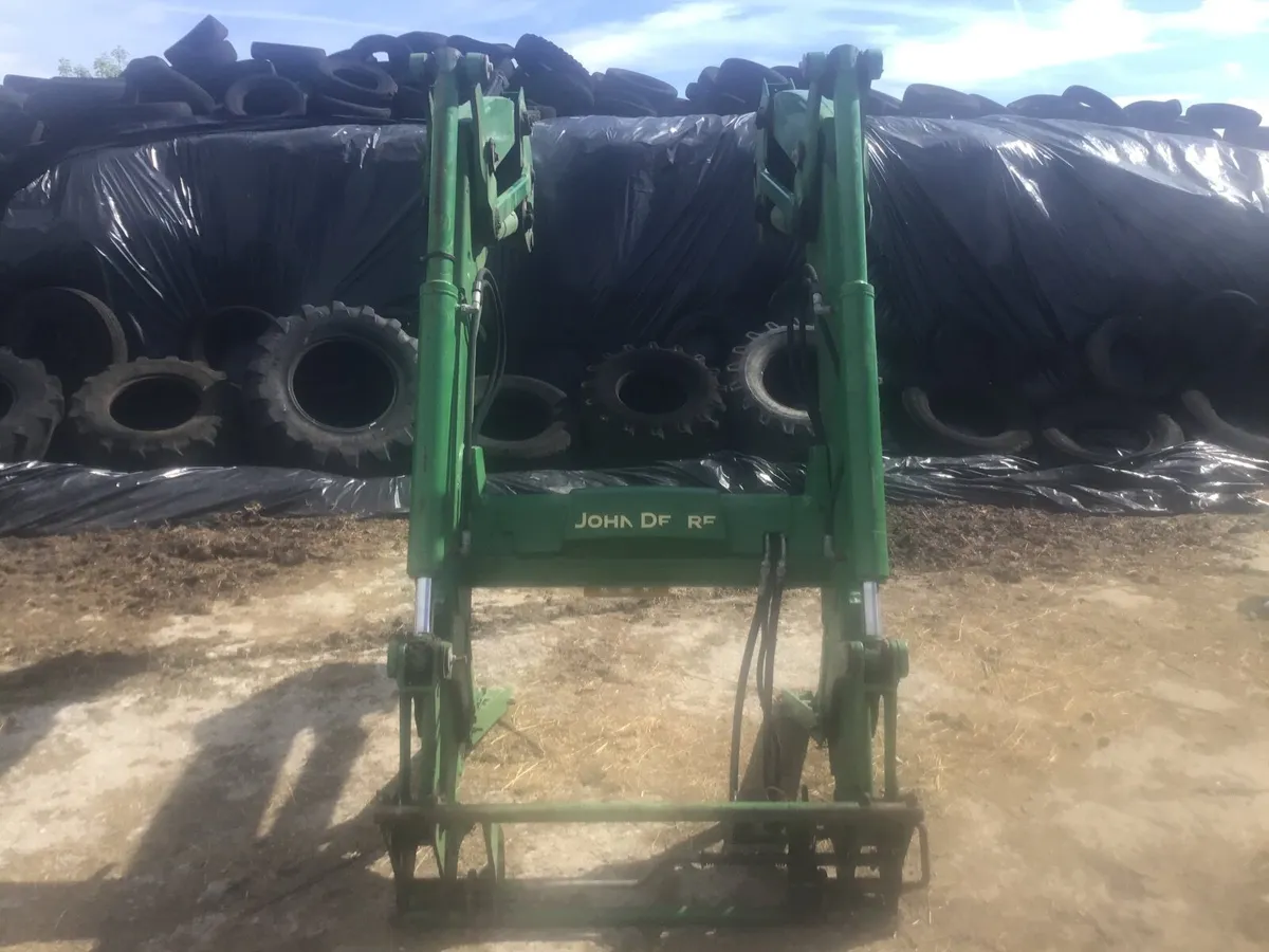 John Deere loader - Image 4