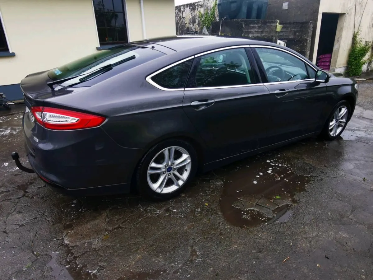 161 Ford Mondeo Titanium - Image 2