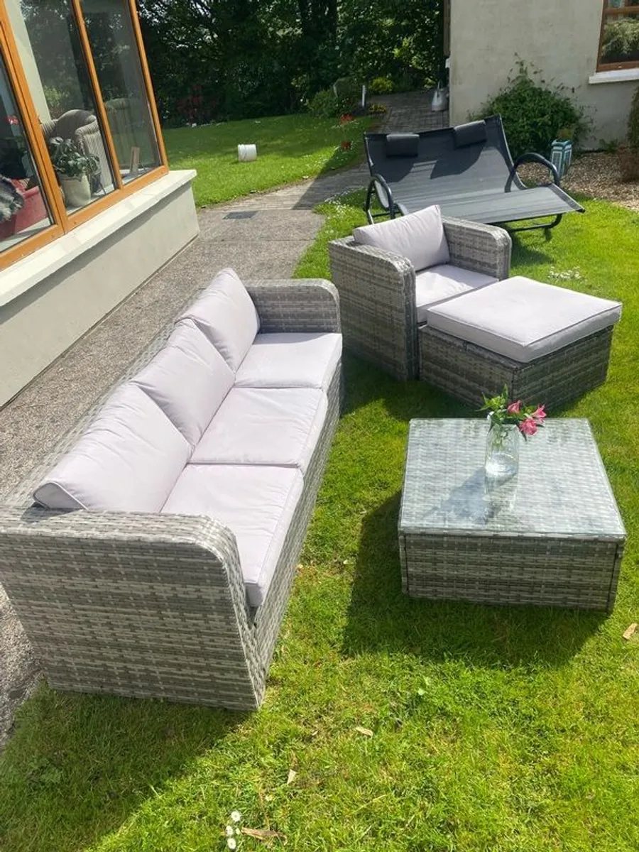 Rattan Garden furniture set - Image 3