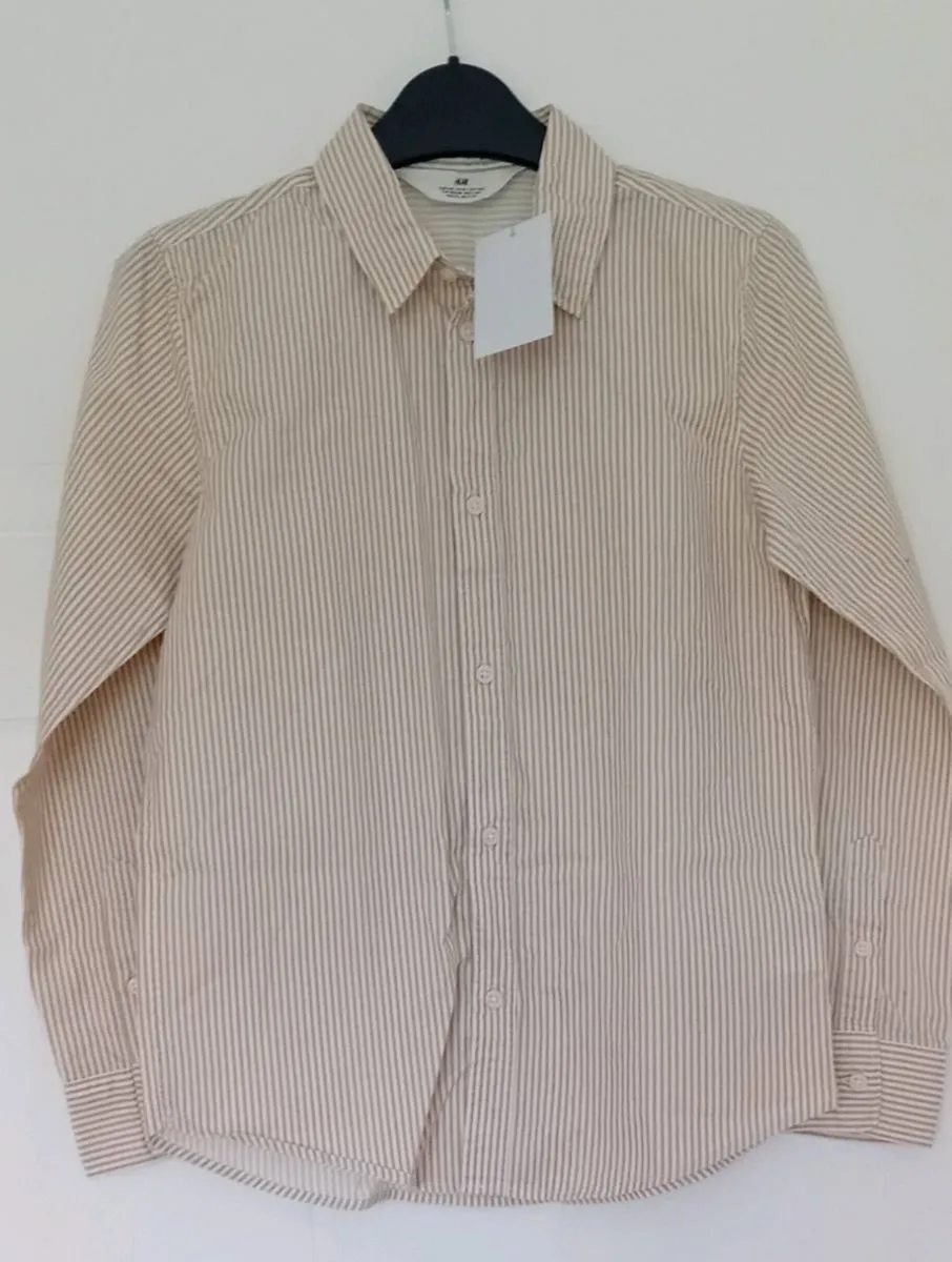 H&M New Shirt 9-10yrs - Image 1