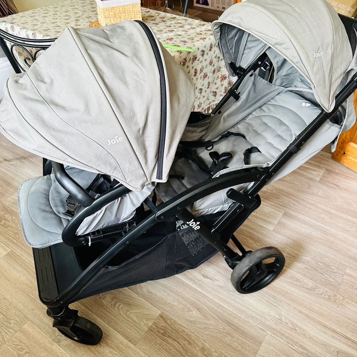 Joie double stroller- very good condition-140€ - Image 1