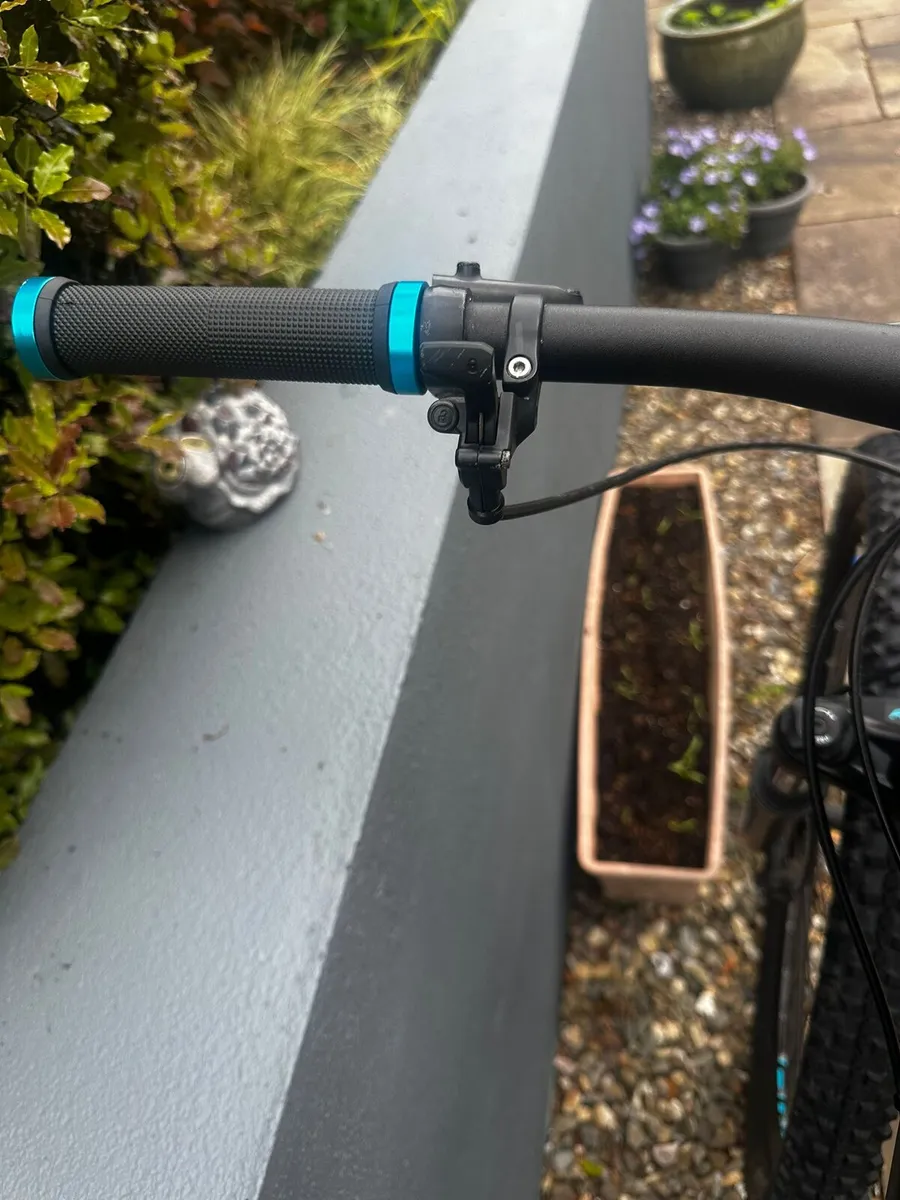 Cube Analog Mountain Bike - Excellent Condition - Image 4
