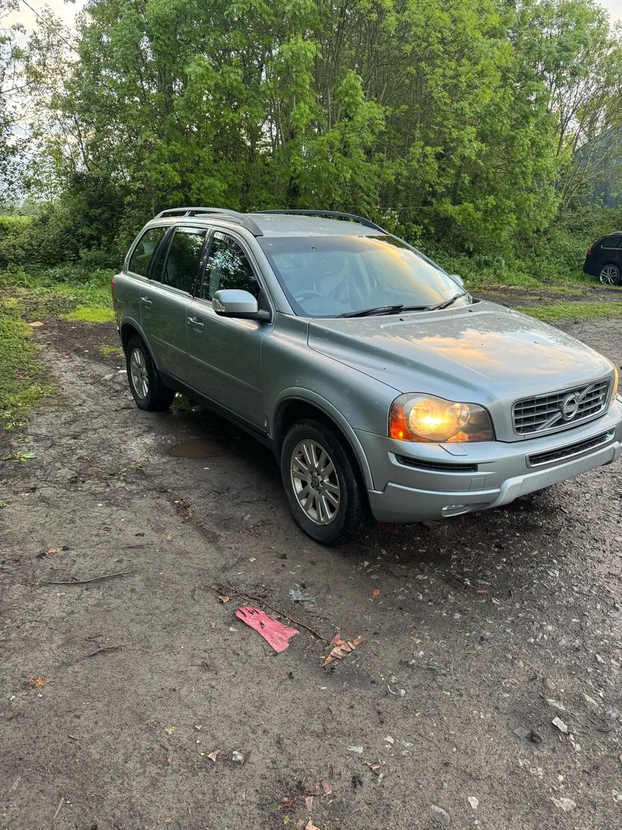 Volvo xc90 auto - Image 2