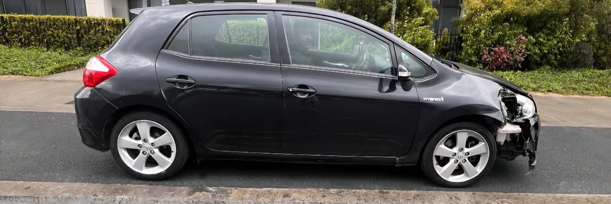Toyota  auris automatic - Image 1