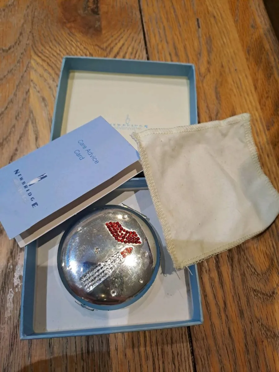 Newbridge Silverware Compact Mirror - Image 1