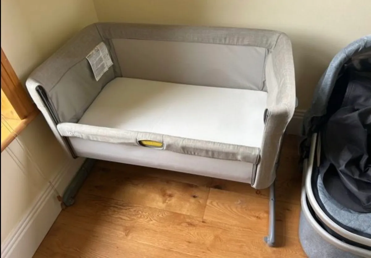 Co-sleeper - Image 1