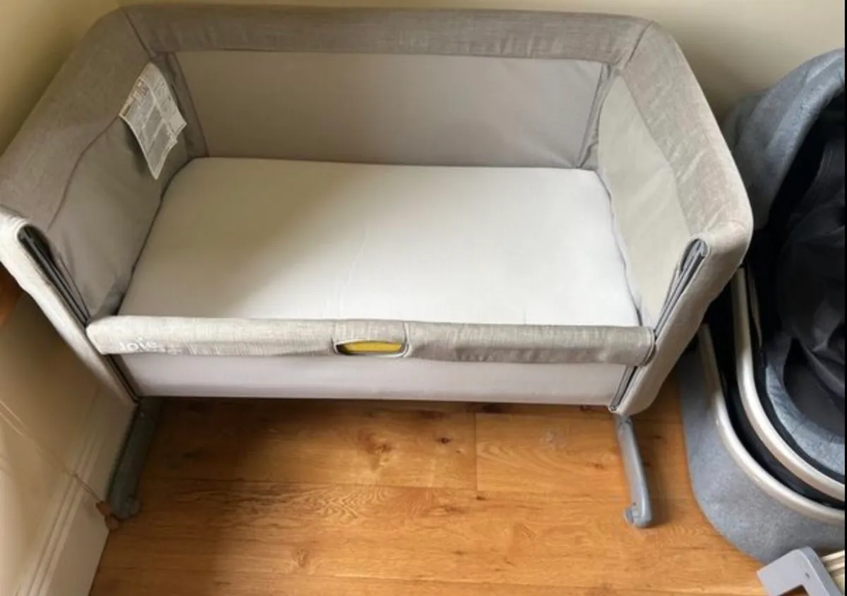 Co-sleeper - Image 2