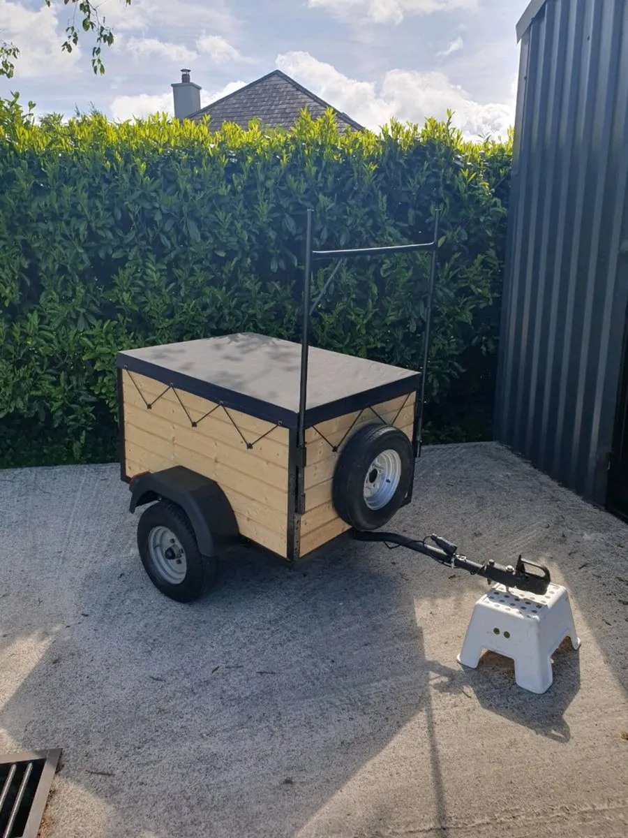 Trailer - Image 1