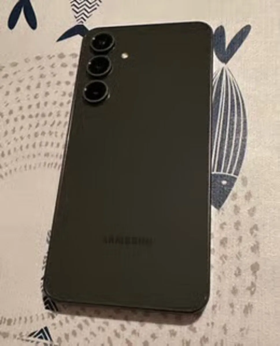 Samsung S24FE  128GB