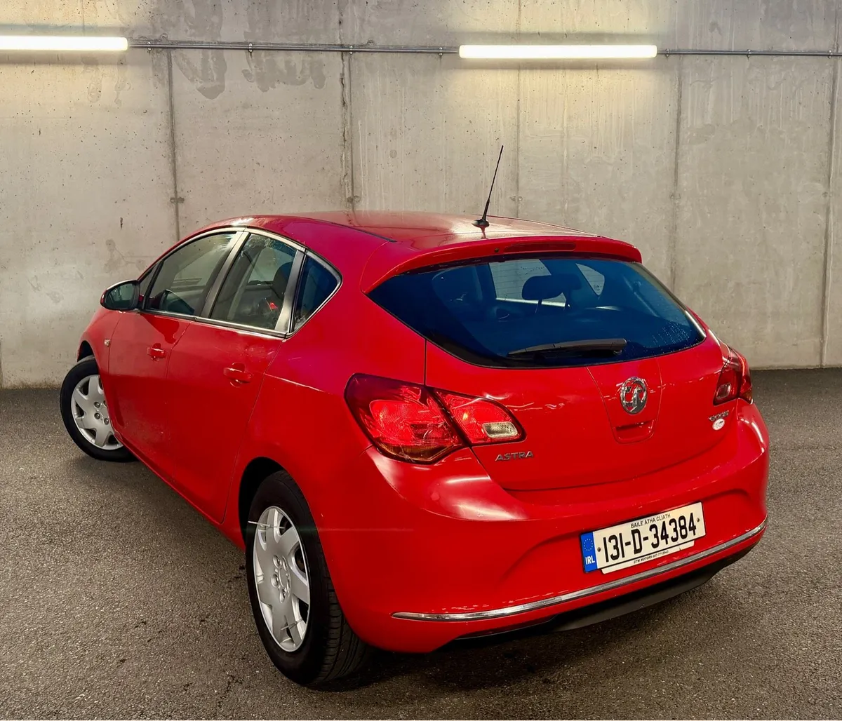 €2,750 2013 Vauxhall Astra 1.7 CDTI Executive - Image 4