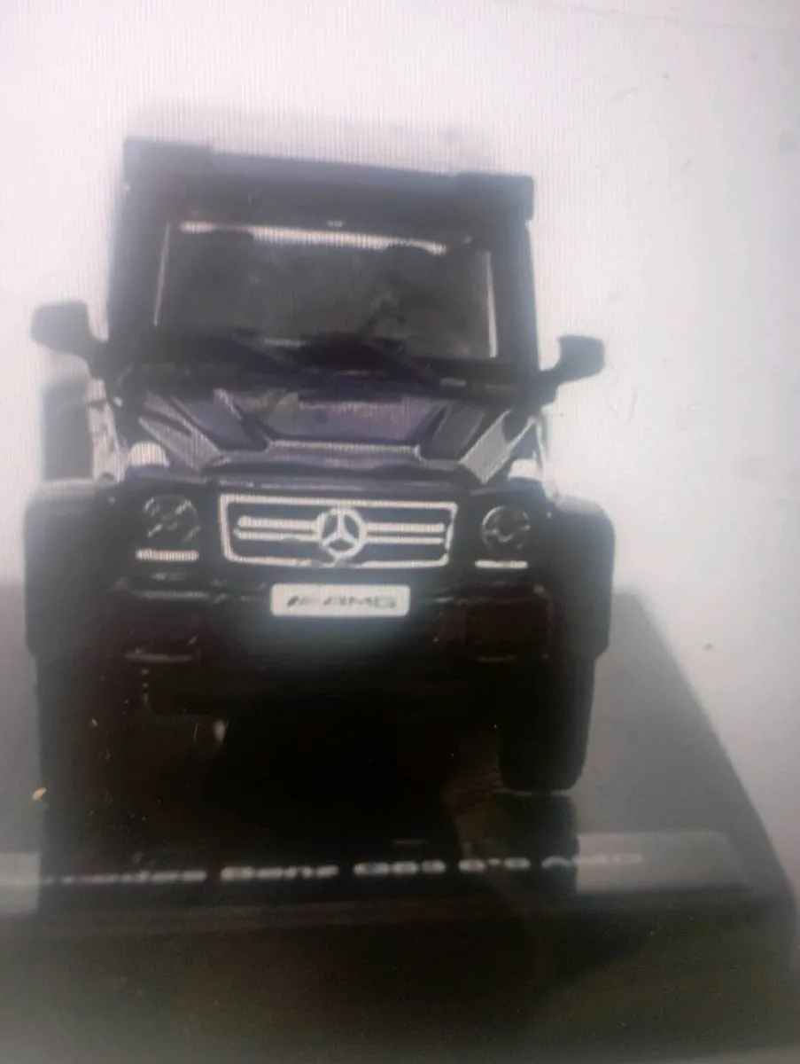 1-64 SCALES MERCEDES BENZ G63 6X6AGM BLACK DIE-CAS - Image 2