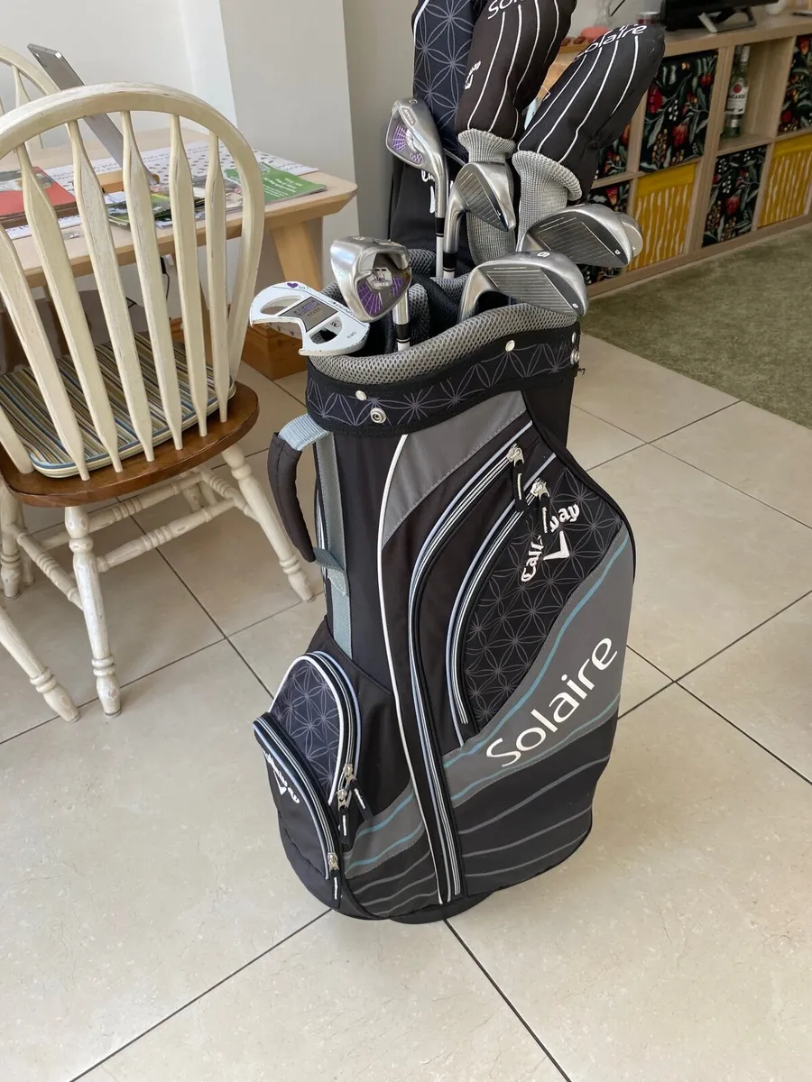 Ladies golf clubs and bag - Image 1