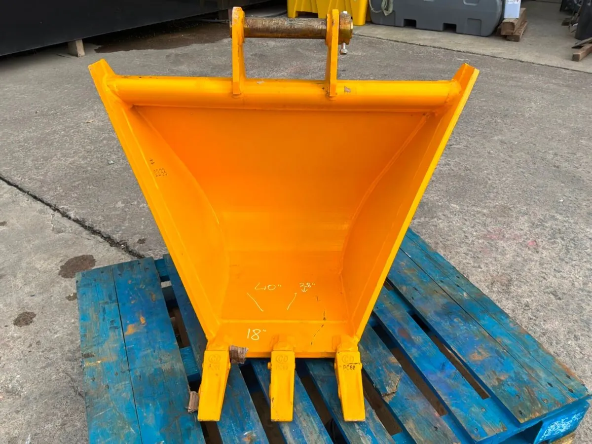 UNUSED  'V' SHAPE TRENCH BUCKET....50mm.....2233d. - Image 4