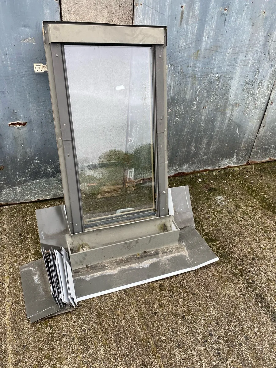 Velux window - Image 1