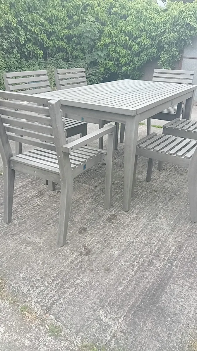 Garden furniture - Image 1