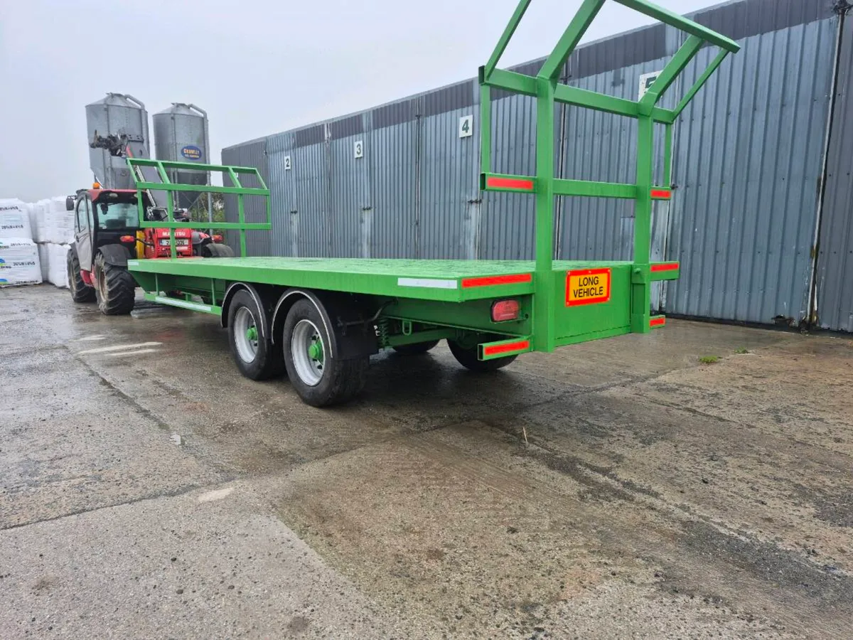 Bale trailer - Image 2